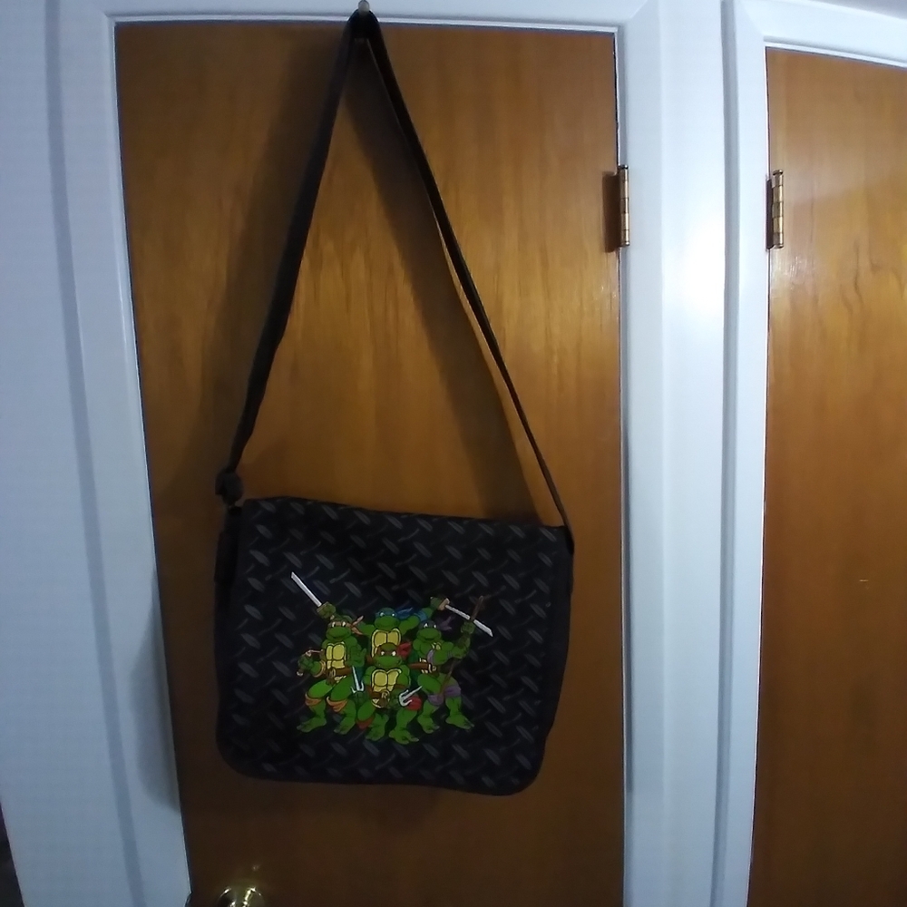 Classic TMNT Messenger Bag Hot Topic 2008